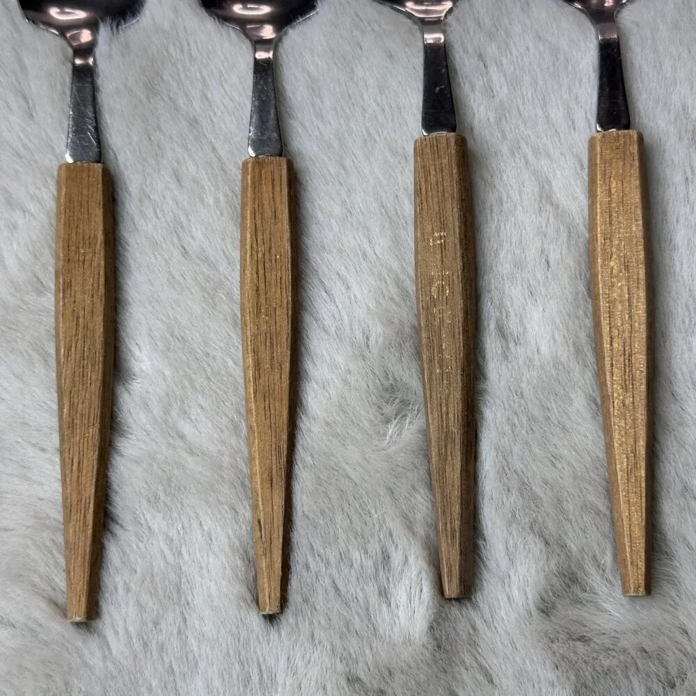 Vintage MCM‎ Grapefruit Spoons Serrated Tip Wooden Handle Stainless Taiwan 4 Lot